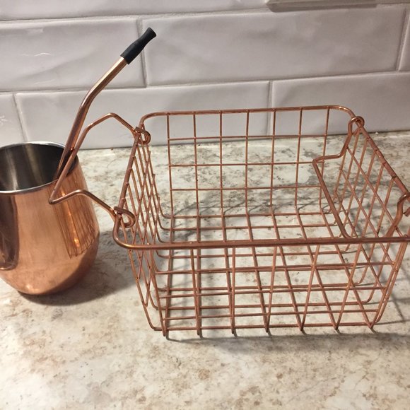No Label Other - Copper Basket, Cup and Straw